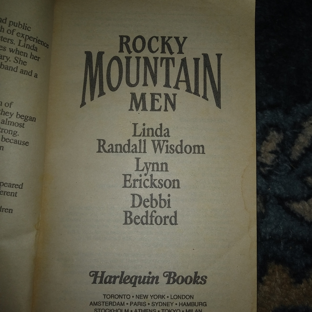Paperback book - Picture 3 of 4